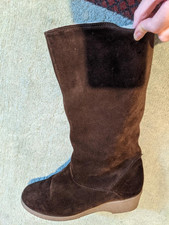 richard draper boots, lovely brown suede and sheppskin Lined, Size 6 vgc