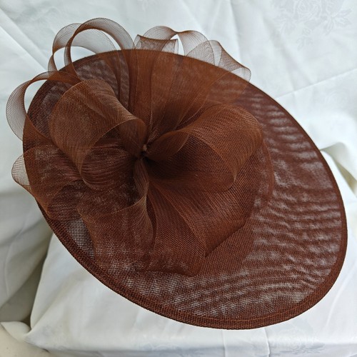Brown flower wide brim - flower,