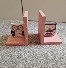 Pair Of Wooden Owl Book Ends