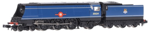 Farish 372 310 merchant - n, navy