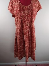 Namaste Red Floral Indian hand