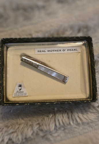 Vintage stratton tie clip - vintage,