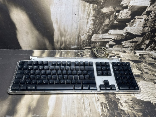 Apple pro keyboard - keyboard, m7803