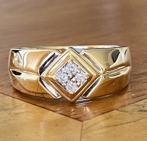 Gents 9ct gold - 9ct, diamond