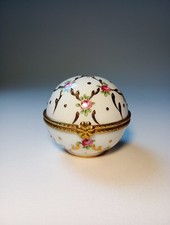 Past Times Roses & Gold Spherical Fine Porcelain Trinket Box