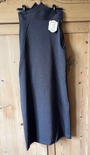 Bnwt spanish side - bnwt, skirt