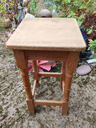 Tall vintage 1970 - solid, oak