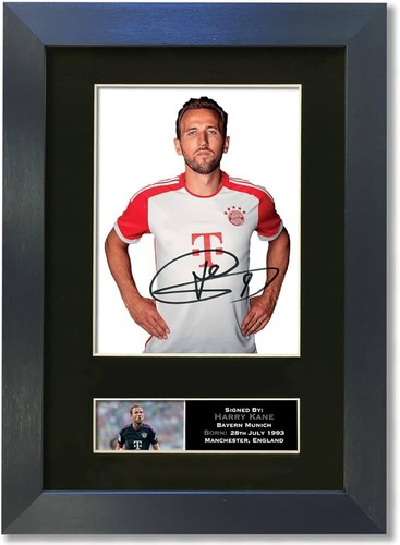 Signed harry kane bayern - a4,