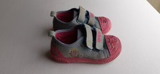 Podlers Trainers Infant size 6