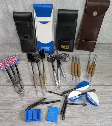 Vintage darts job - darts, lot
