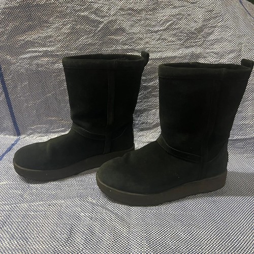Rare waterproof ugg classic - rare,