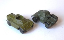 2 x Dinky Toys 670/680