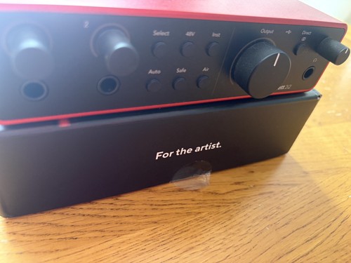 Focusrite scarlett 2i2 - scarlett, 4th