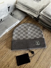 Louis Vuitton Men's Gray check