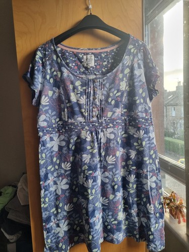 Mantaray blue grey floral - mantaray,
