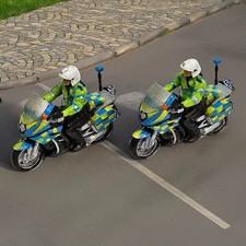 FG42 - Modern Motorcycle Police Figures (x2) unpainted O scale