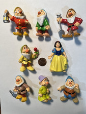 Snow White & 7 dwarfs plastic
