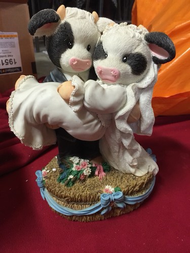 Mary moo wedding - moo,