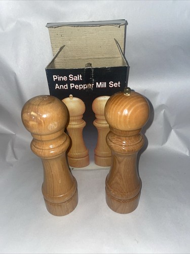 Vintage boxed salt pepper - boxed,