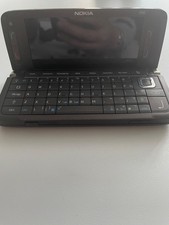 Nokia E90 - Mocha (Vodafone)