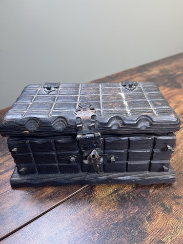Vtg hand carved rustic - carved,