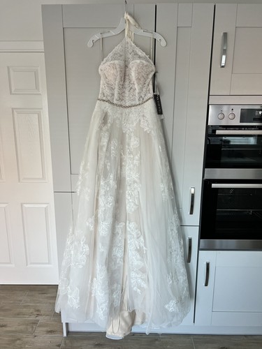 Vera wang wedding dress - vera, uk