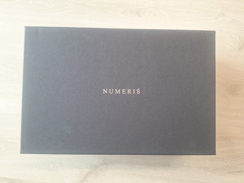 Numeris empty shoes box - empty,
