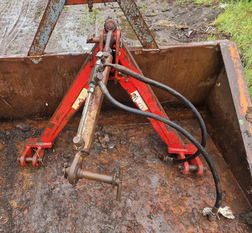 Tractor rear point - 3-point, hydraulic