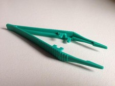 Tweezers for feeding reptile - tweezers,