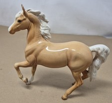 Beswick Palomino Prancing Arab Stallion Gloss Model No. 1261 Vgc