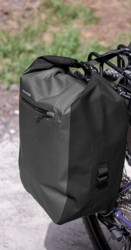 Madison roam waterproof 30l - roam,