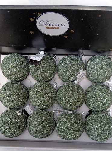 Green christmas tree baubles - green,