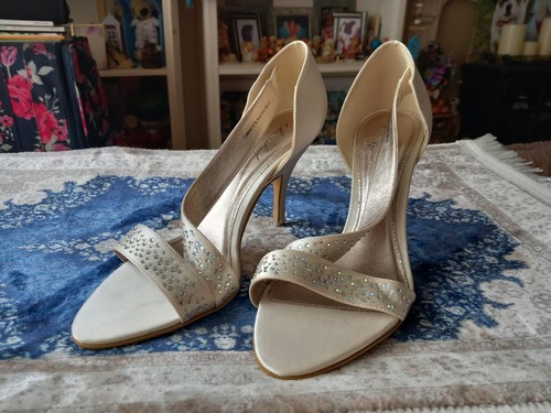 Beautiful pair of - beautiful,