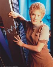 JENNIFER LIEN as Kes - Star
