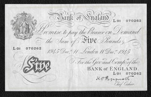 White fiver banknote k o - £5,