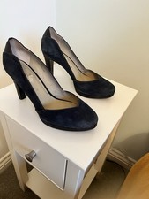 Size 5.1/2 Navy Suede Court