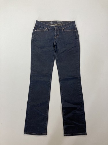 Levi demi curve - demi,