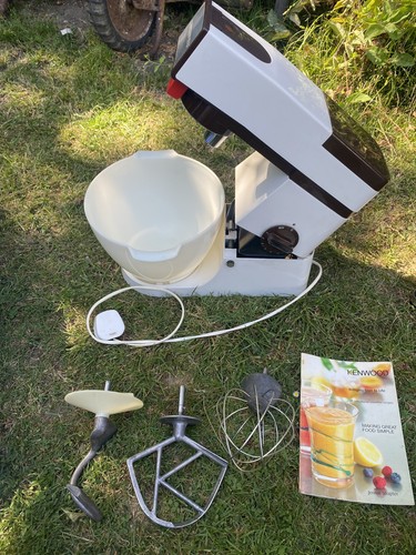 Nice vintage kenwood chef a901 - nice,