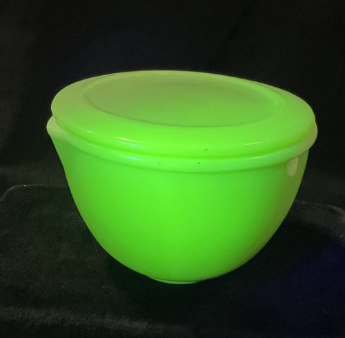 Mckee jadeite green - mckee,
