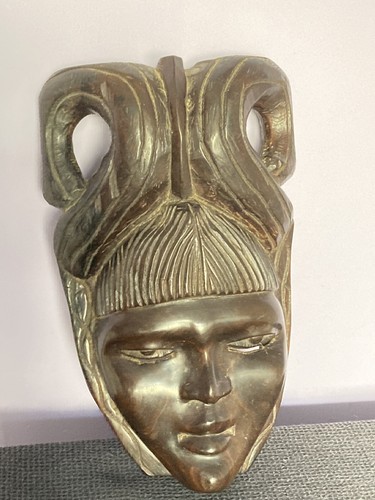 Large solid nigerian hand - solid,