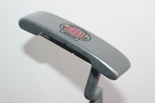 NEW JUNIOR PUTTER GOLF CLUB RH TRADITIONAL DESIGN 5-7 YRS OLD