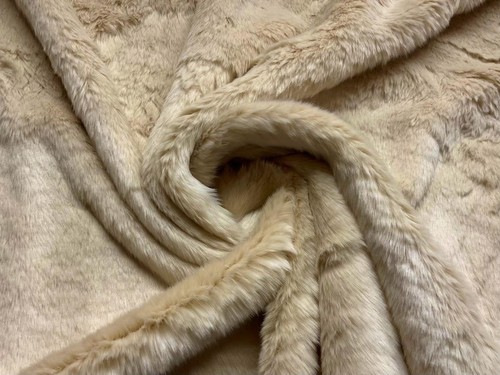 Super luxury faux fur - super,