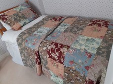 Bedspread and pillow sham - Cotton - Patchwork style lightweight used, unmarked