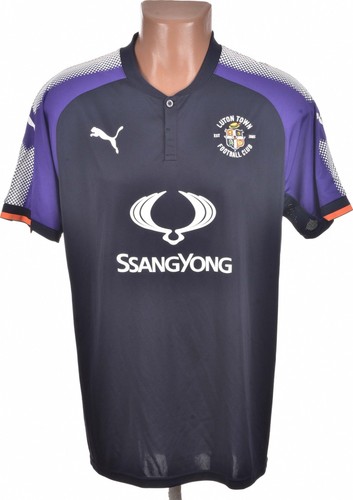 Luton town 2017 2018 away - 2017/2018,