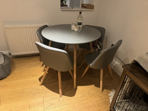 Quattro modern round dining - quattro,