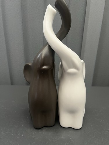 Pajoma loving elephants - pajoma,
