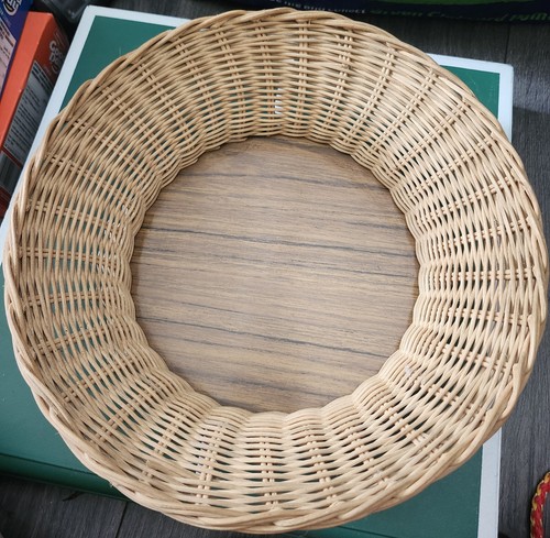 Round beige wicker basket - wicker, with