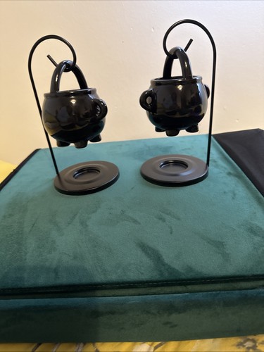 Two black cauldrons - cauldrons, for