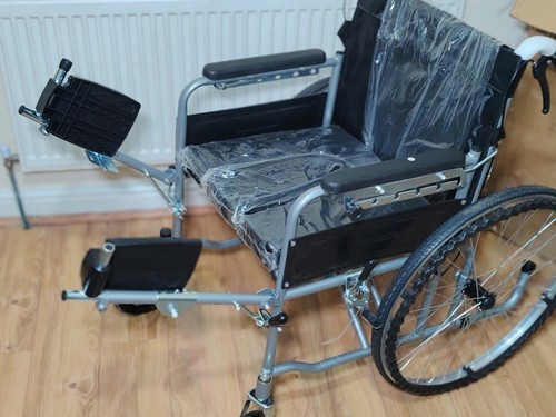 Manual wheelchair with commode - manual,