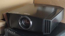 JVC- DLA X35 projector